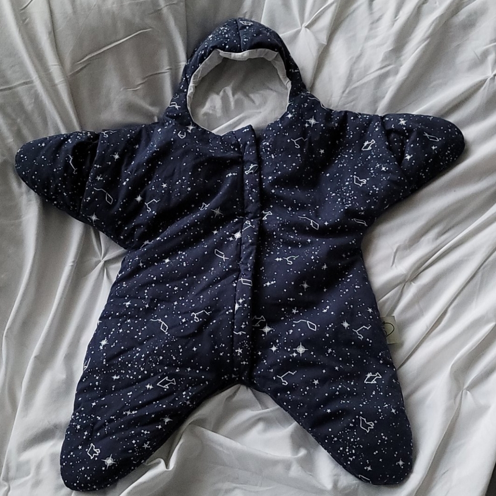LIKE NEW! 0-8 months Starfish Sleep/Stroller Suit